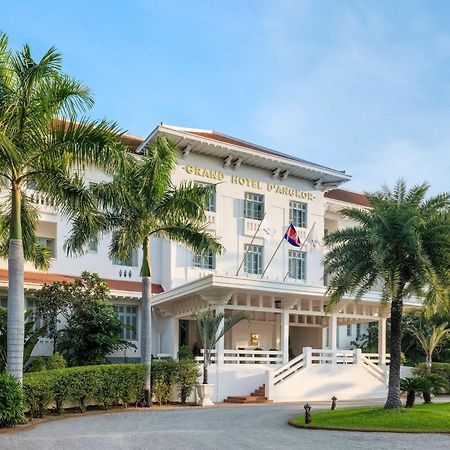 Raffles Grand Hotel d'Angkor Siem Reap Exterior foto