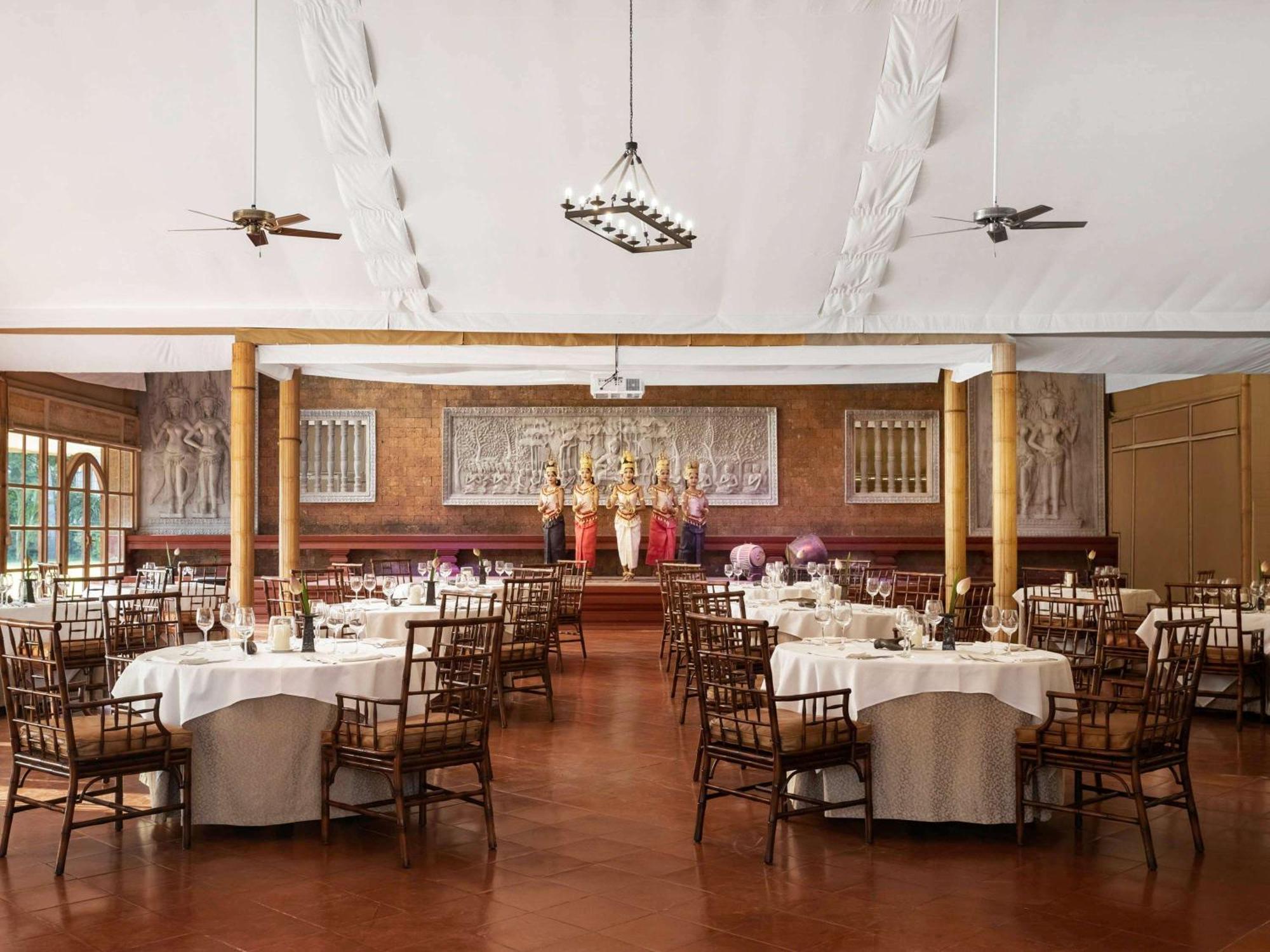Raffles Grand Hotel d'Angkor Siem Reap Exterior foto
